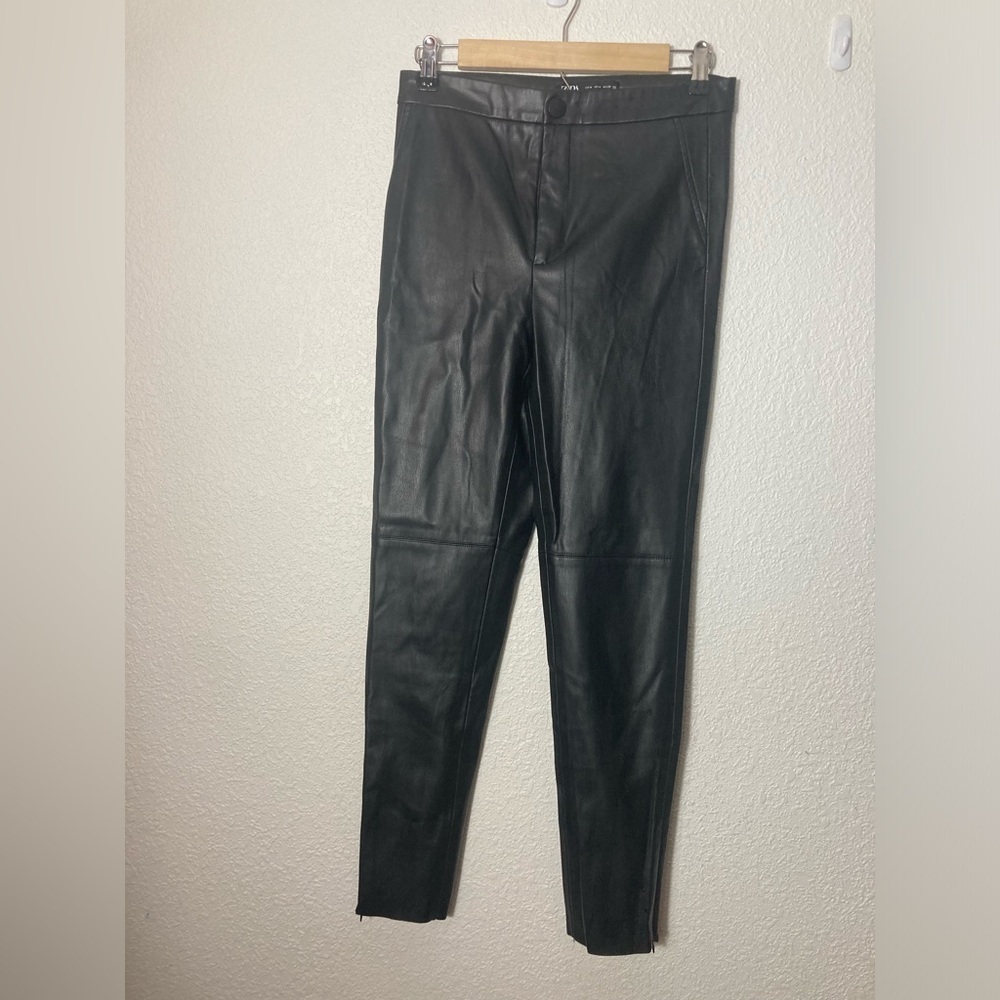 Zara Medium faux leather black pants skinny ankle